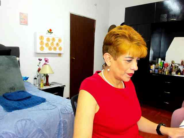 AngelinaStone65 webcam