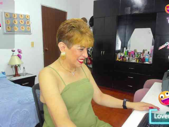 AngelinaStone65