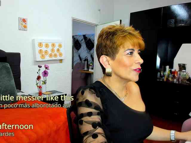 AngelinaStone65 webcam