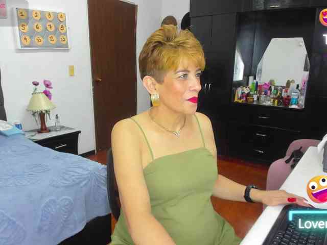 AngelinaStone65 webcam