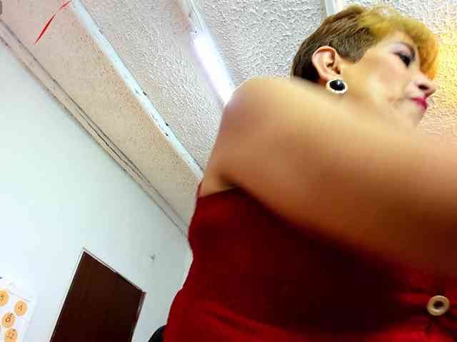 AngelinaStone65 webcam