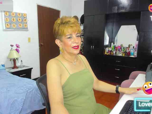 AngelinaStone65 webcam
