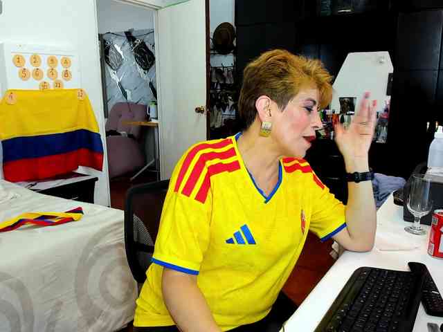 AngelinaStone65 webcam