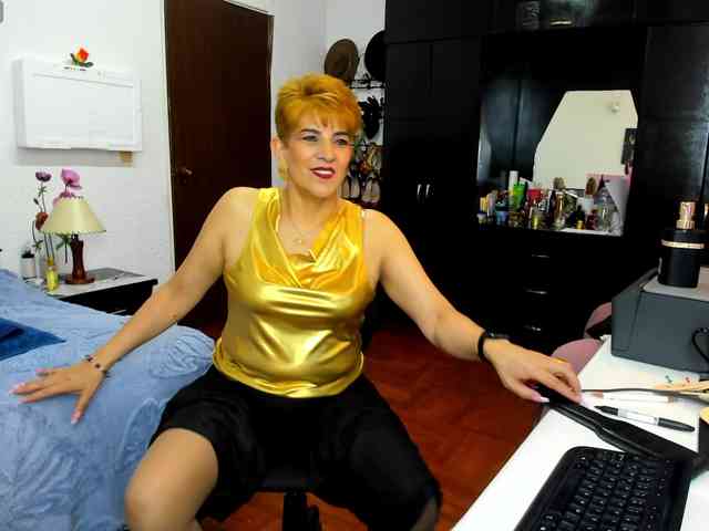 AngelinaStone65 webcam