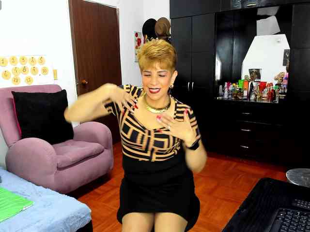 AngelinaStone65 webcam