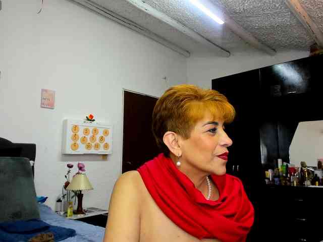 AngelinaStone65 webcam
