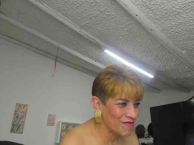 AngelinaStone65