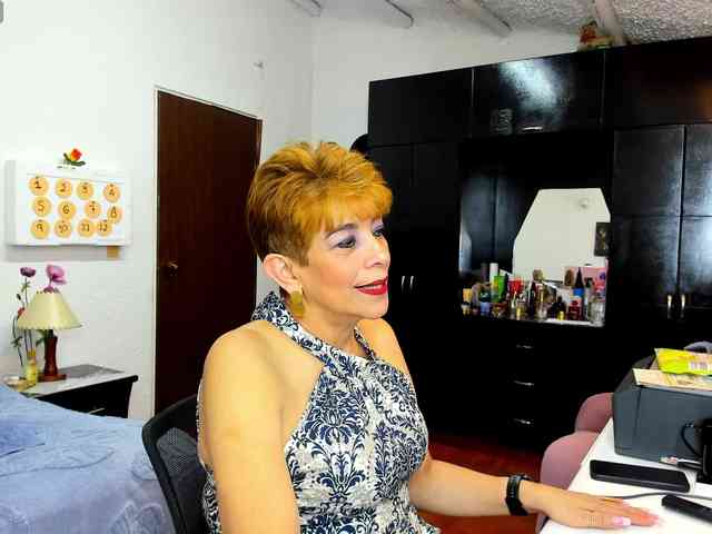 AngelinaStone65 webcam