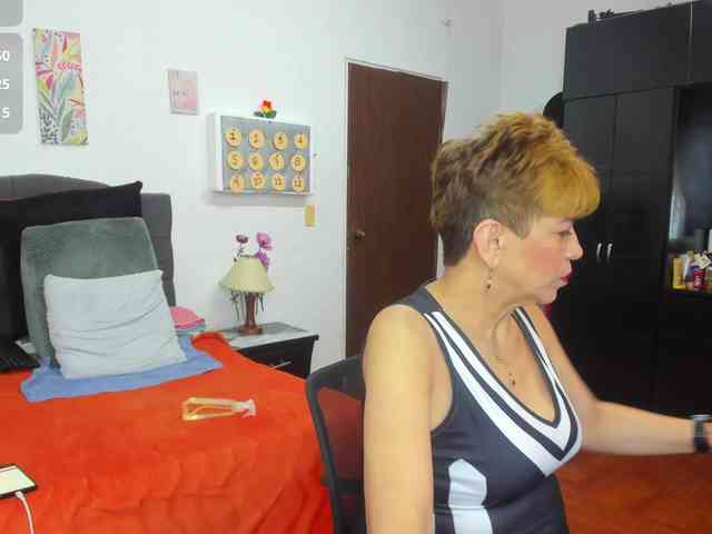 AngelinaStone65