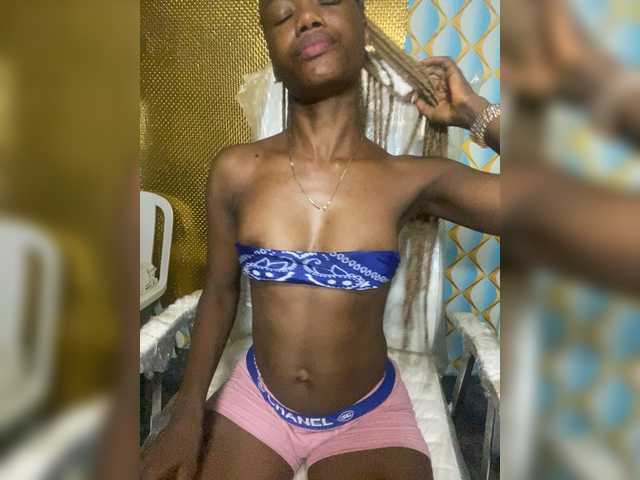 SexyNikia