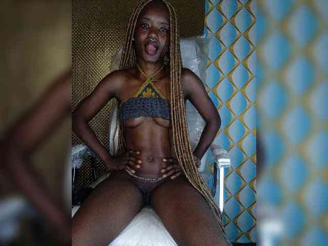 SexyNikia webcam