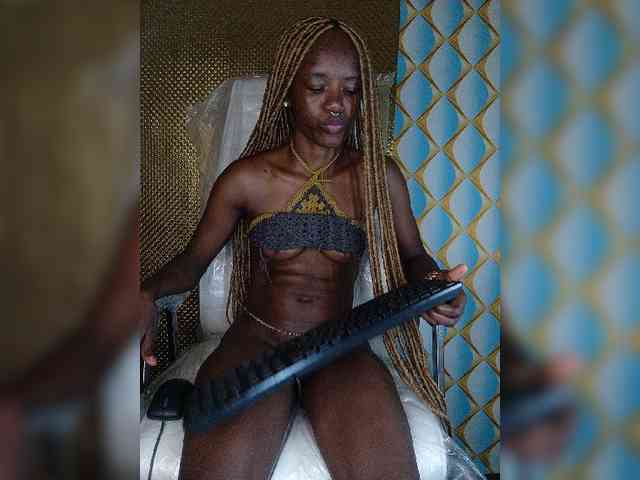 SexyNikia webcam