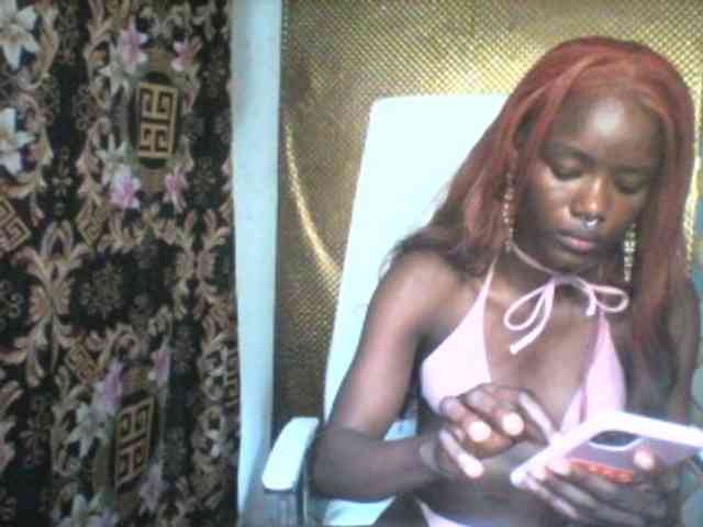 SexyNikia webcam
