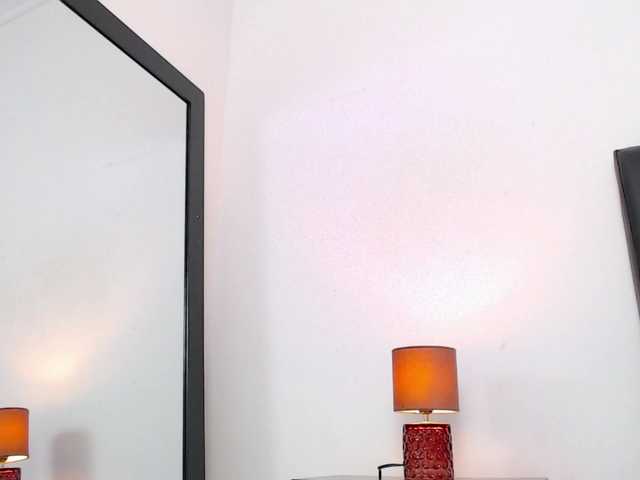 crystaleve live cam on BongaCams
