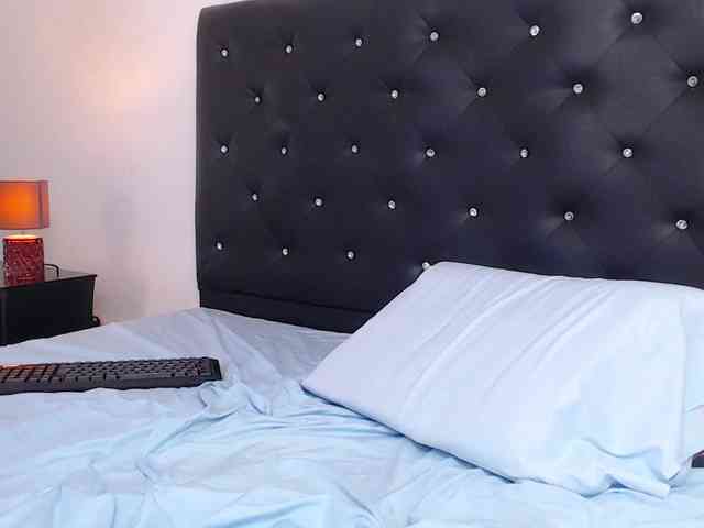 crystaleve webcam
