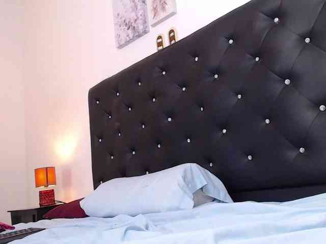 Модель: crystaleve