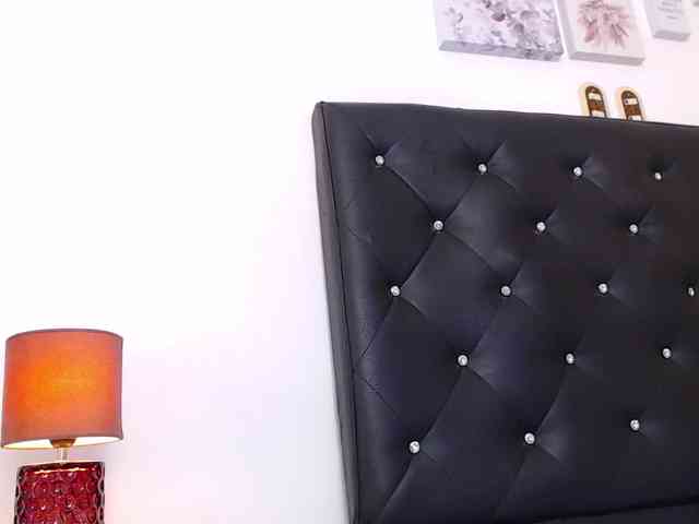 Модель: crystaleve