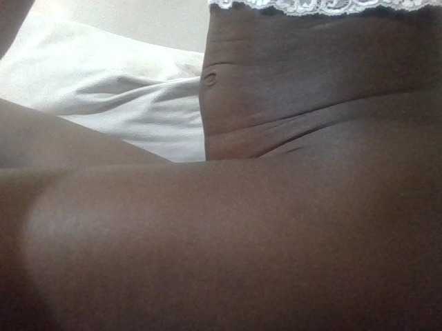 Sexyreina live cam on BongaCams