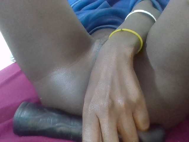 Sexyreina live cam on BongaCams