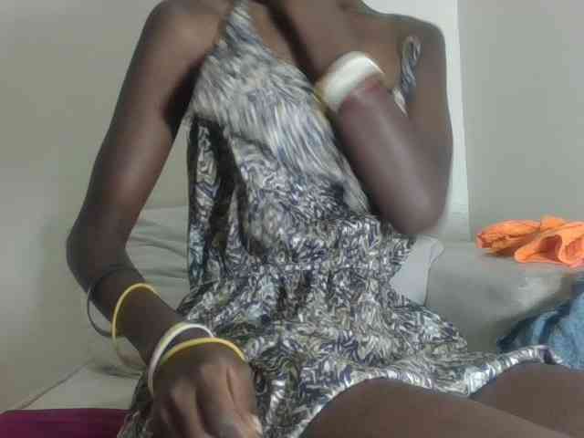Sexyreina webcam