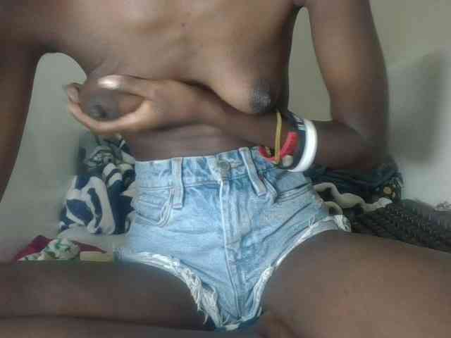Sexyreina webcam