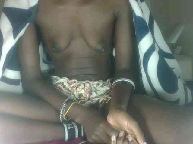Sexyreina webcam