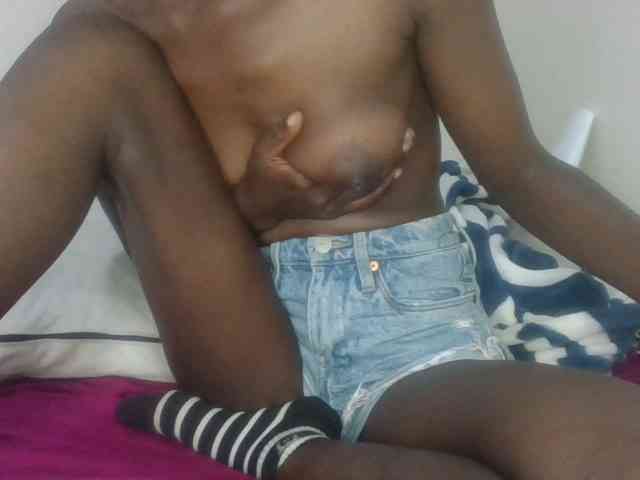 Sexyreina webcam