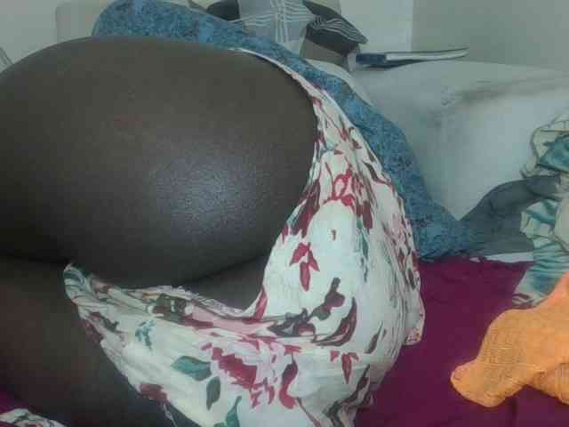 Sexyreina webcam