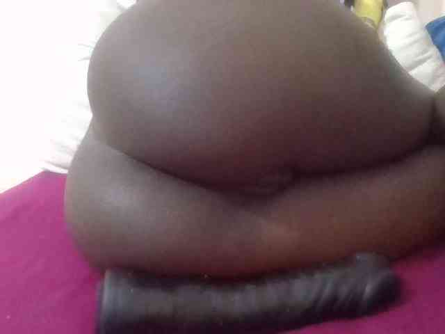 Sexyreina webcam