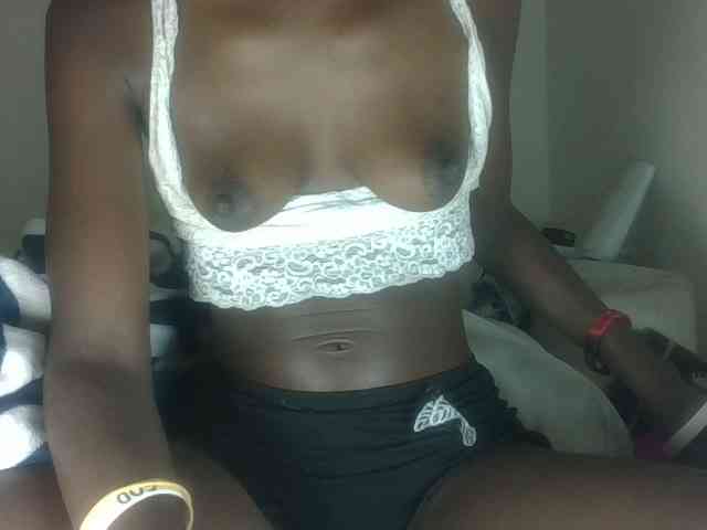 Sexyreina webcam