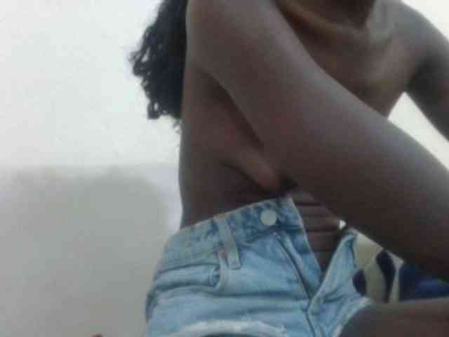 Sexyreina webcam
