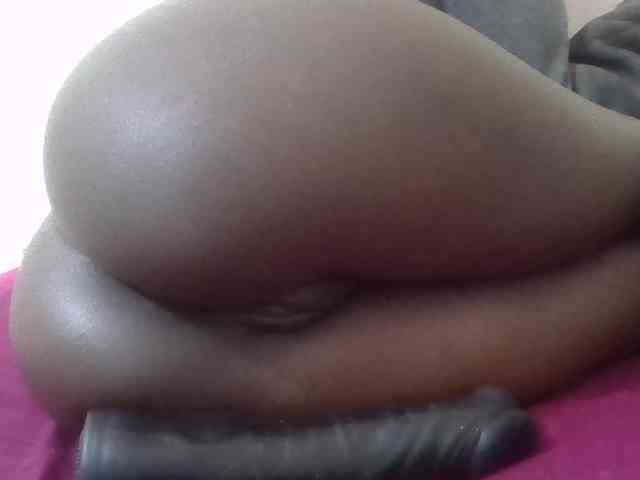 Sexyreina webcam