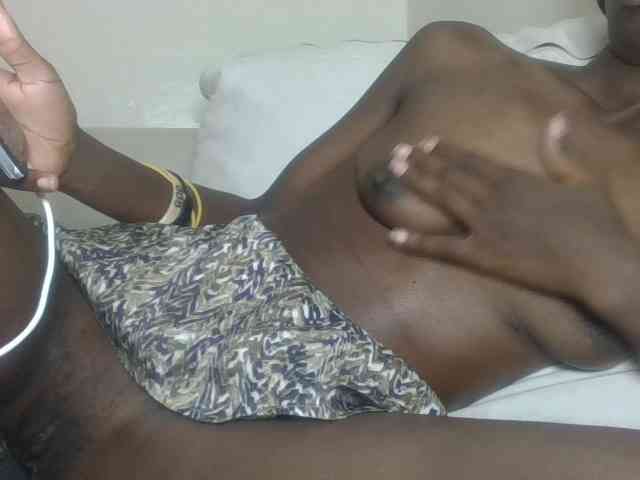 Sexyreina webcam