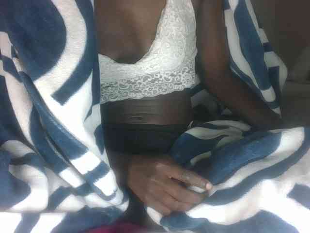 Sexyreina webcam