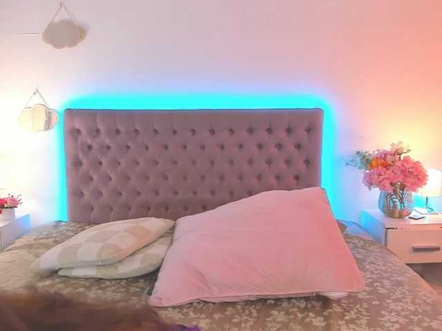 NathalyStars live cam preview