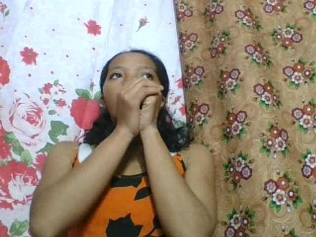 rosah1a live cam on BongaCams