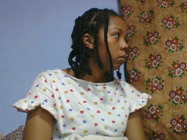 rosah1a live cam on BongaCams