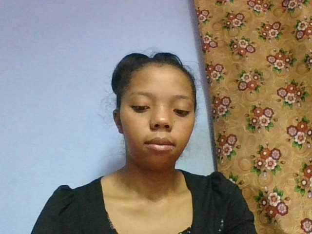 rosah1a live cam on BongaCams