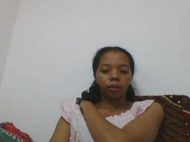 rosah1a live cam on BongaCams