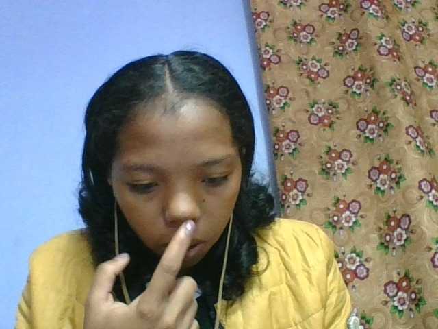 rosah1a live cam on BongaCams