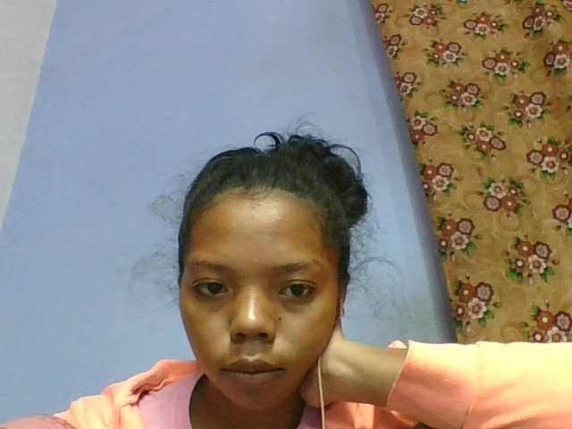 rosah1a live cam on BongaCams