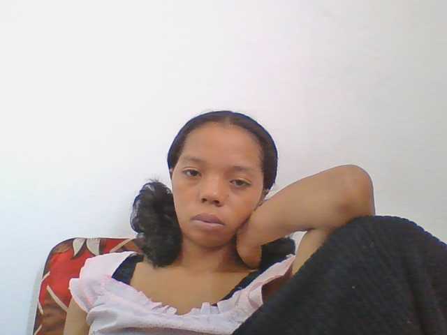 rosah1a live cam on BongaCams