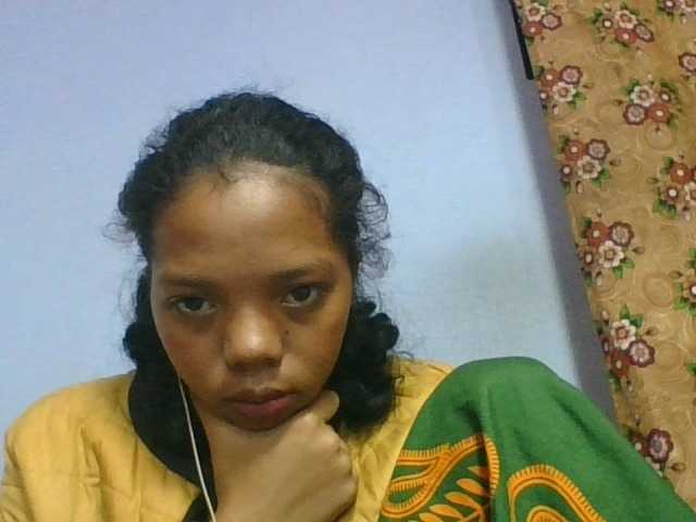 rosah1a live cam on BongaCams