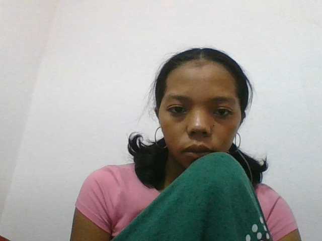 rosah1a, live now on BongaCams
