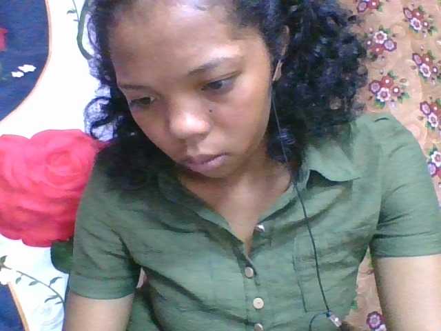 rosah1a live cam on BongaCams