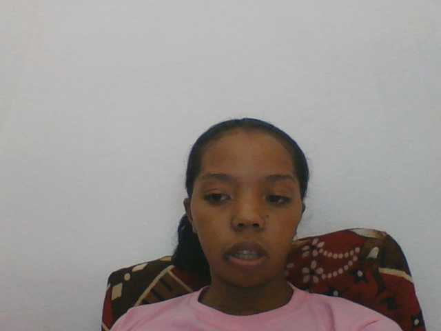 rosah1a live cam on BongaCams