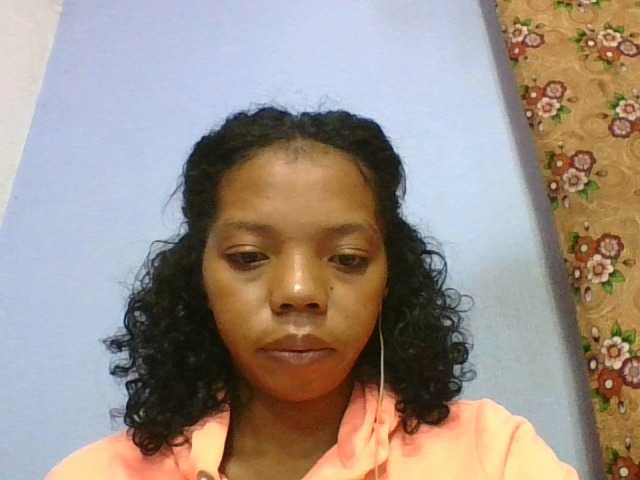 rosah1a live cam on BongaCams