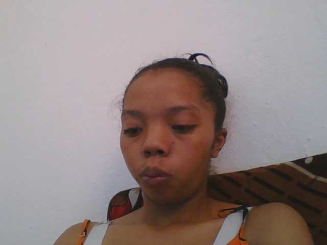rosah1a live cam on BongaCams
