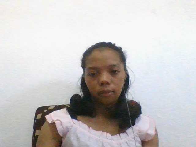 rosah1a live cam on BongaCams