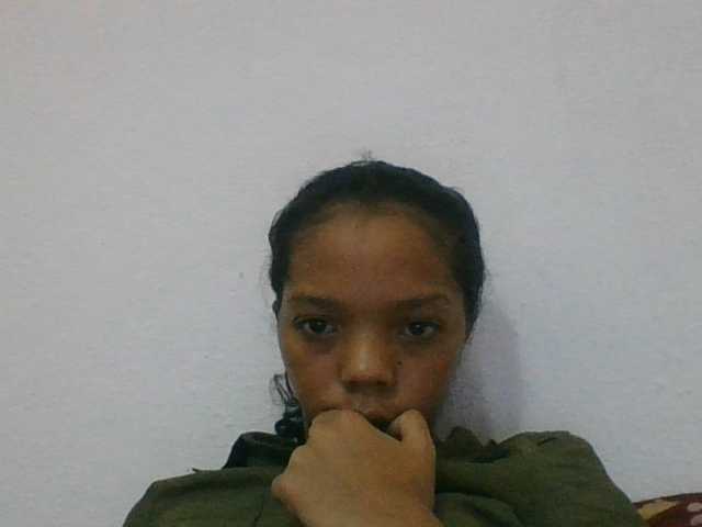 rosah1a live cam on BongaCams